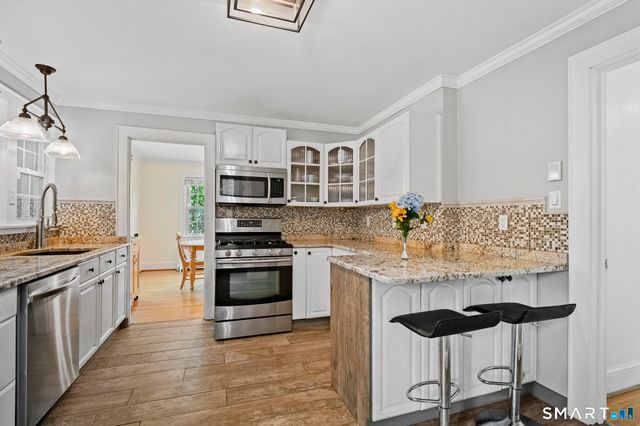 30 Wright Road, Wethersfield, CT 06109