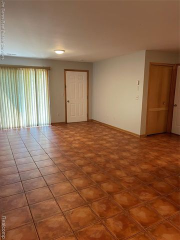 24002 Wedgewood Circle, Warren, MI 48091