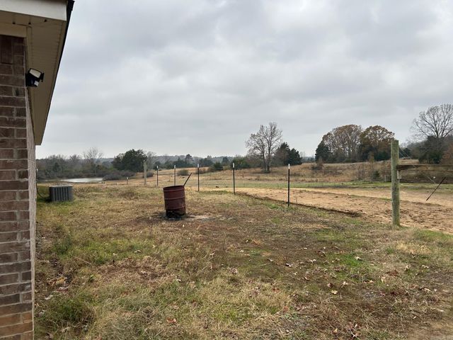 760 Gravel Hill Rd, Romance, AR 72136