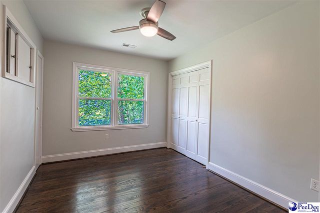 215 Brantley St, Lake City, SC 29560