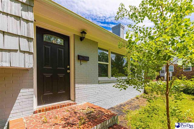 215 Brantley St, Lake City, SC 29560