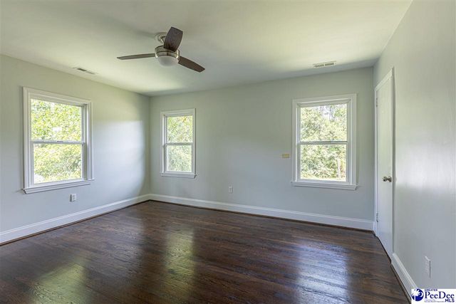 215 Brantley St, Lake City, SC 29560