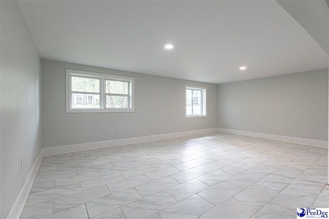 215 Brantley St, Lake City, SC 29560