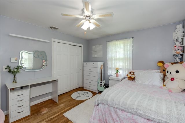 7 Oakcrest Drive, North Providence, RI 02904