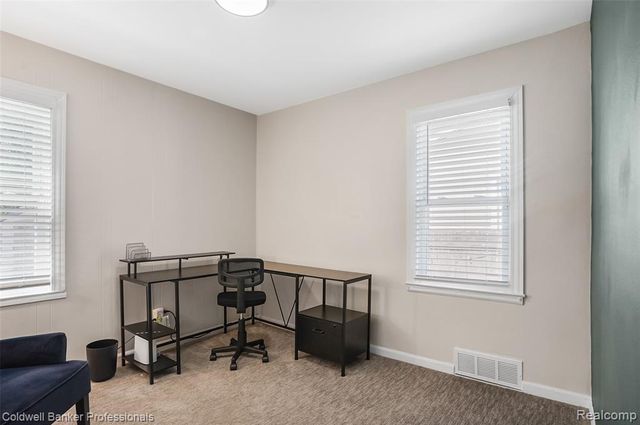 1760 E Hazelhurst Street, Ferndale, MI 48220