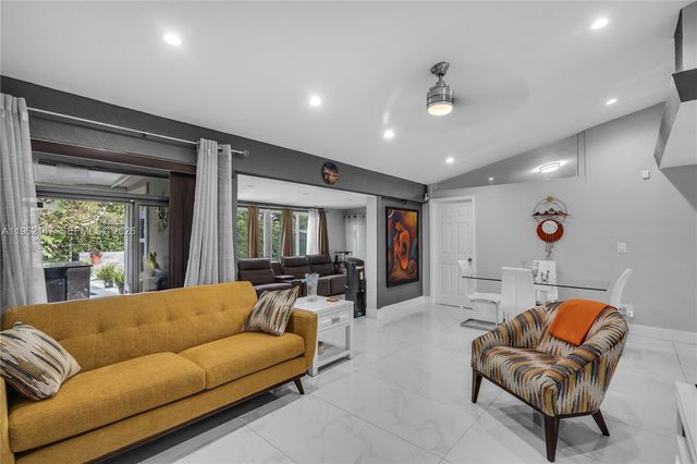 19711 NW 4th Ave, Miami Gardens, FL 33169