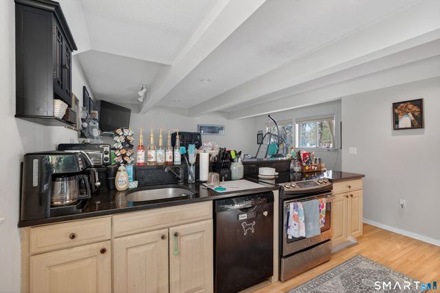 9 Upper Commons 9, Woodbury, CT 06798