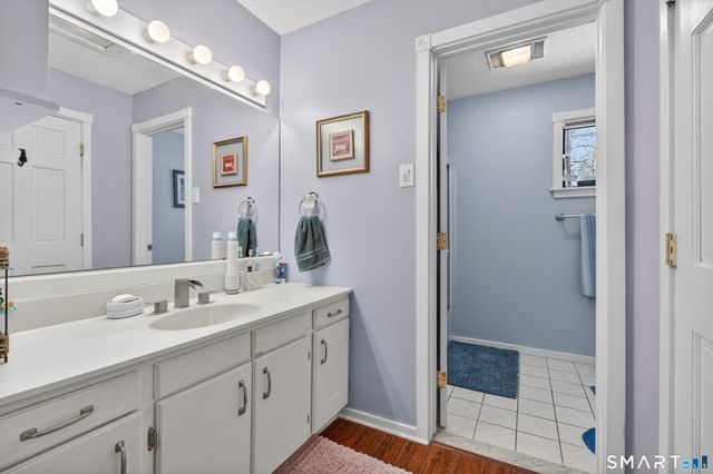 9 Upper Commons 9, Woodbury, CT 06798