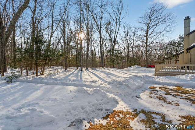 9 Upper Commons 9, Woodbury, CT 06798