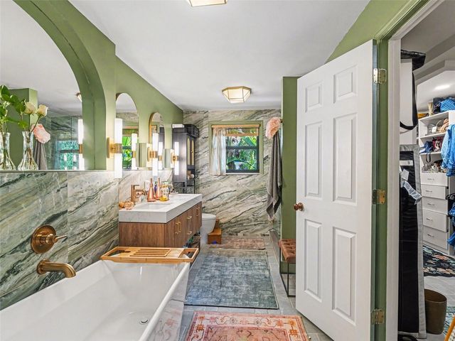 4050 TURKS CAP PLACE, Sarasota, FL 34234