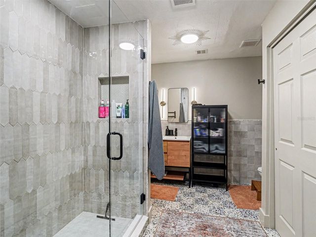 4050 TURKS CAP PLACE, Sarasota, FL 34234