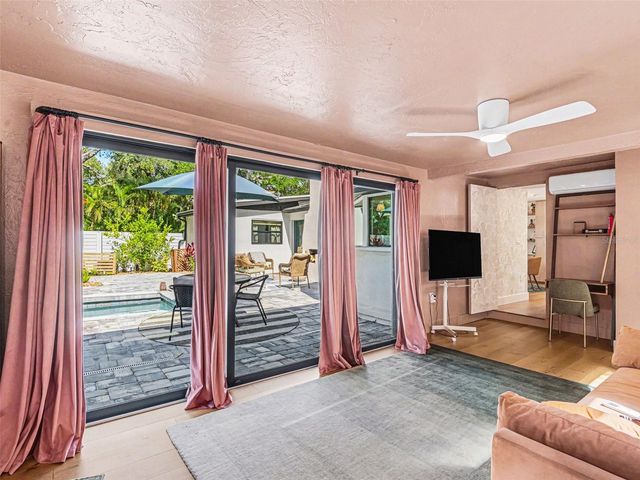 4050 TURKS CAP PLACE, Sarasota, FL 34234