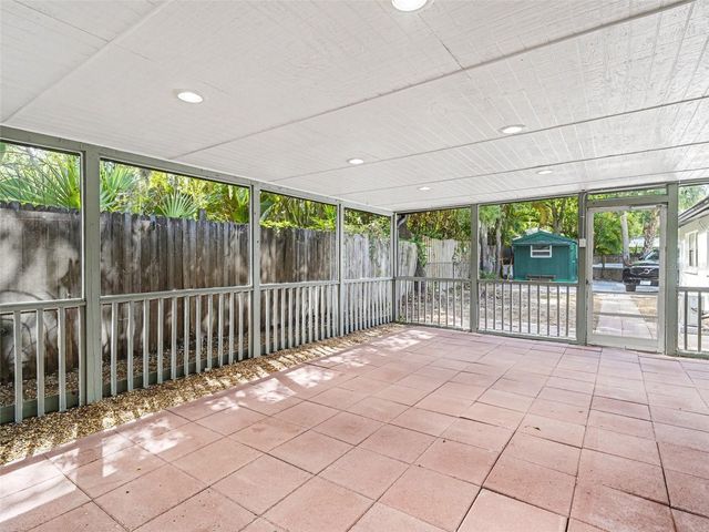 4050 TURKS CAP PLACE, Sarasota, FL 34234