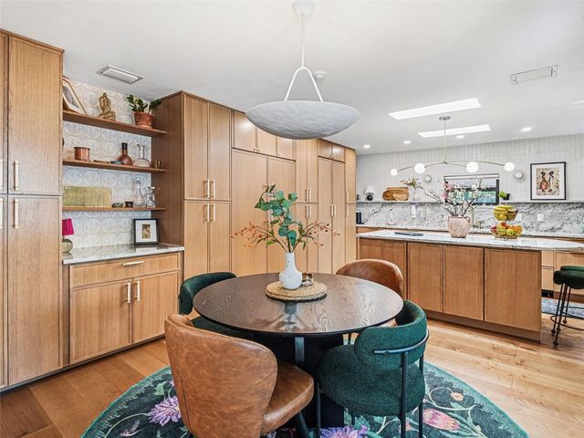 4050 TURKS CAP PLACE, Sarasota, FL 34234