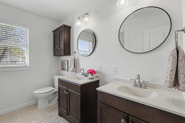 47 E 14th Street, Edmond, OK 73034