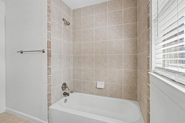 47 E 14th Street, Edmond, OK 73034