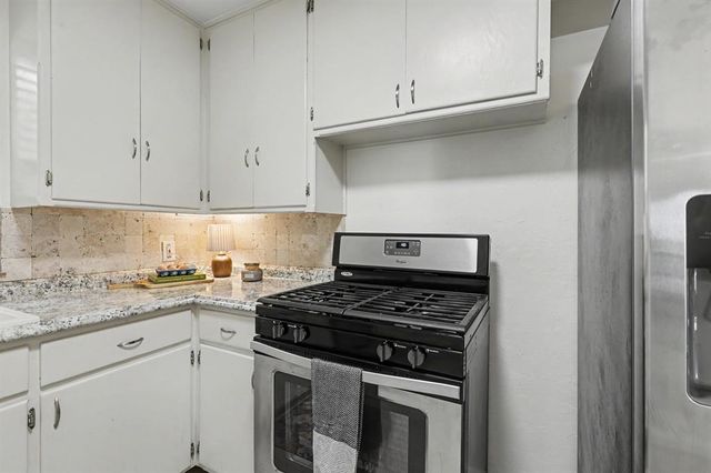 47 E 14th Street, Edmond, OK 73034
