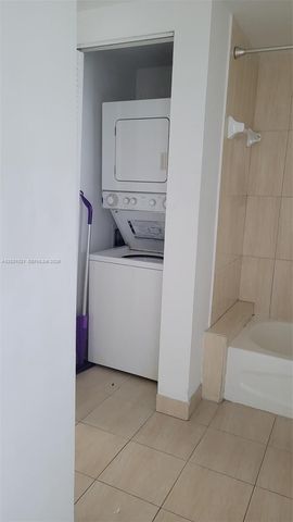 1750 N Bayshore Dr 3311, Miami, FL 33132