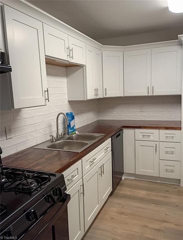 2821 Bleeker Square, Winston-salem, NC 27106