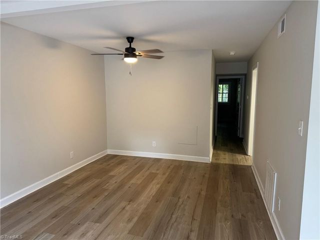 2821 Bleeker Square, Winston-salem, NC 27106