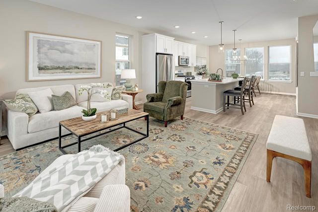 29995 Madison Lane 40, South Lyon, MI 48165