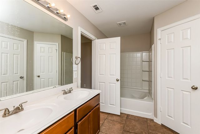 3425 Michelle Ridge Drive, Fort Worth, TX 76123