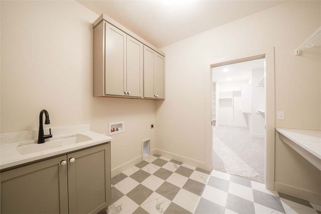1198 Normandy Rue, Clearcreek Twp, OH 45458