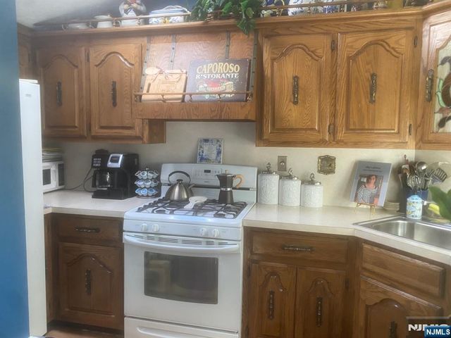 74 Avenue E, Lodi, NJ 07644