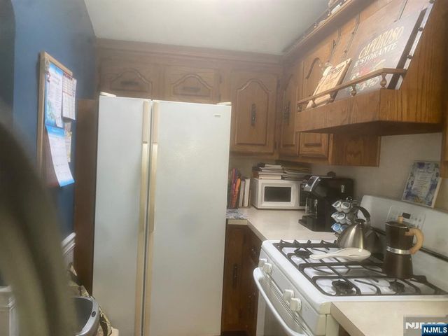 74 Avenue E, Lodi, NJ 07644