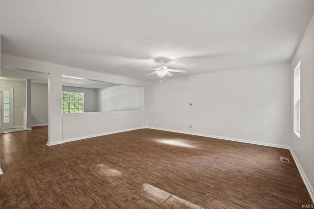 3433 S Glasgow Circle, Bloomington, IN 47403