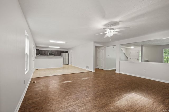 3433 S Glasgow Circle, Bloomington, IN 47403