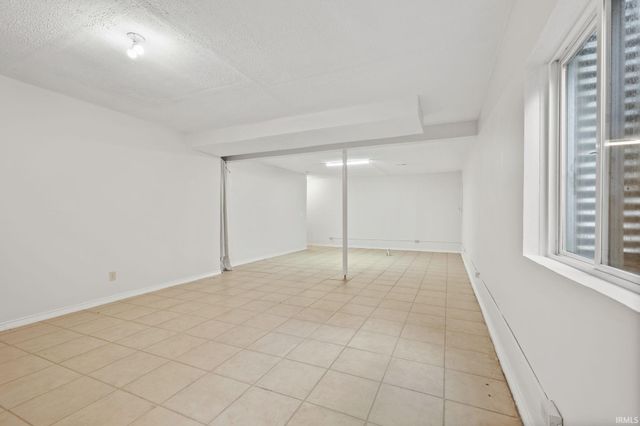 3433 S Glasgow Circle, Bloomington, IN 47403