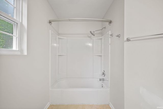 3433 S Glasgow Circle, Bloomington, IN 47403
