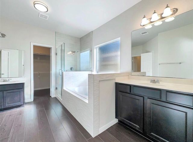 8311 Bay Oaks Drive, Baytown, TX 77523