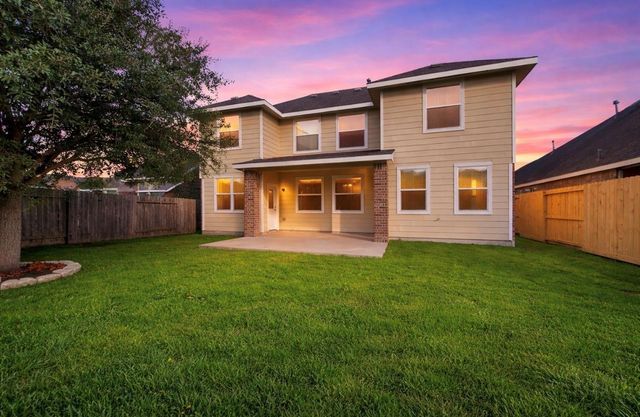 8311 Bay Oaks Drive, Baytown, TX 77523