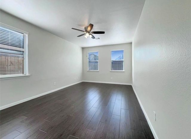 8311 Bay Oaks Drive, Baytown, TX 77523