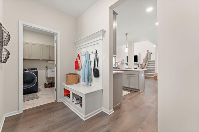 3854 Wild Grove Way, Valparaiso, IN 46385