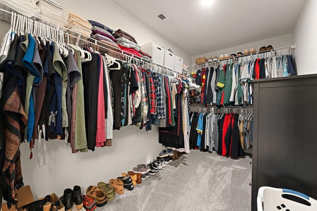 3854 Wild Grove Way, Valparaiso, IN 46385