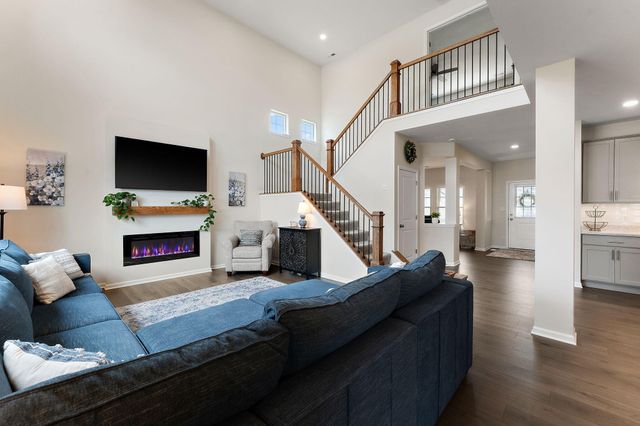 3854 Wild Grove Way, Valparaiso, IN 46385