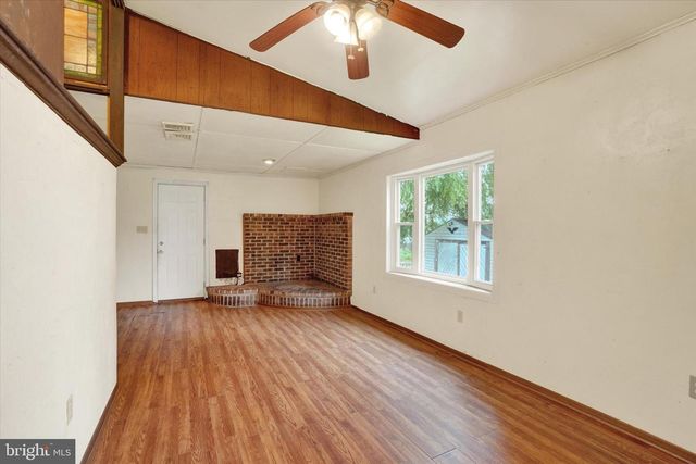 559 WISE AVE, Red Lion, PA 17356