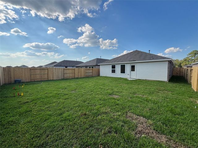 9238 Speckled Trout Drive, Baytown, TX 77521