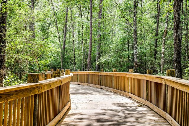 9238 Speckled Trout Drive, Baytown, TX 77521