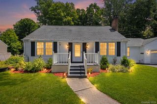 20 Valley View Road, Hyde Park, NY 12538