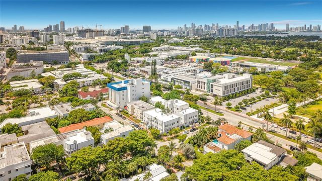 2463 Pine Tree Drive 3, Miami Beach, FL 33140