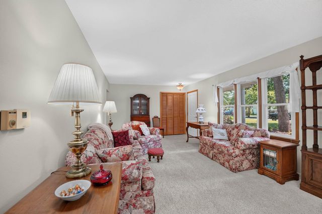 2004 Grand Boulevard, Cedar Falls, IA 50613