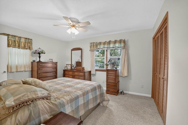 2004 Grand Boulevard, Cedar Falls, IA 50613