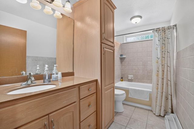 2004 Grand Boulevard, Cedar Falls, IA 50613