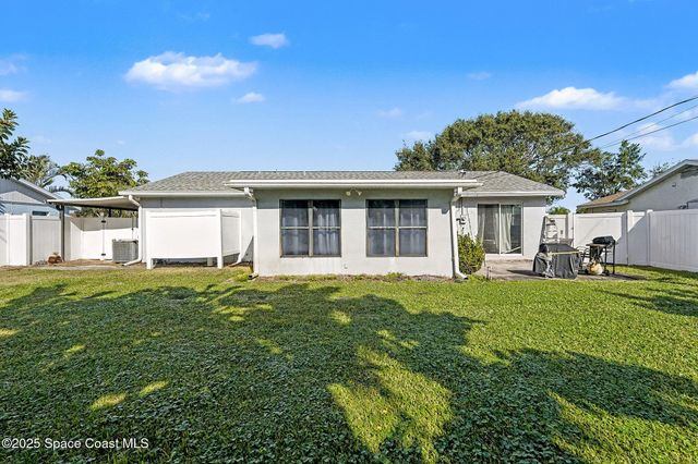 2065 Abalone Avenue, Indialantic, FL 32903