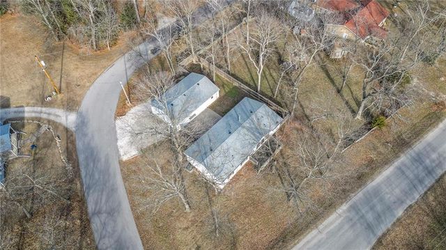 186 Fascination Lane, Linn Valley, KS 66040