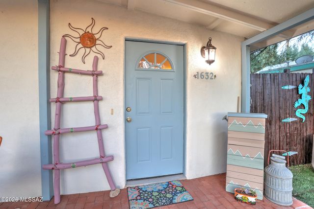 1632 N Tyndall Avenue, Tucson, AZ 85719
